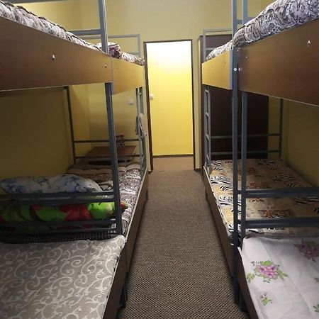 Хостел Ас Рахів 拉希夫 外观 照片