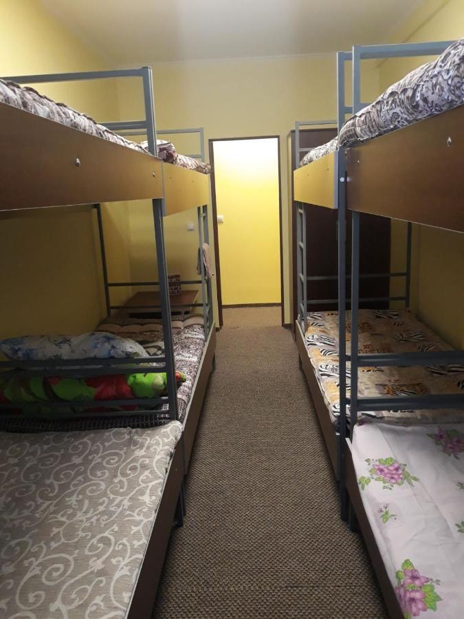 Хостел Ас Рахів 拉希夫 外观 照片